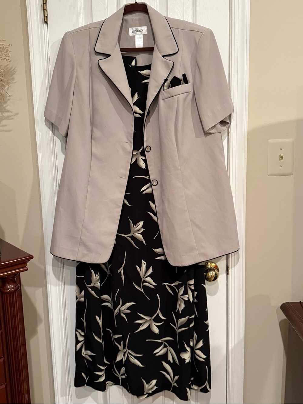 Studio I 2pc Dress & Jacket Set Women’s Size 22W Black & Beige Floral